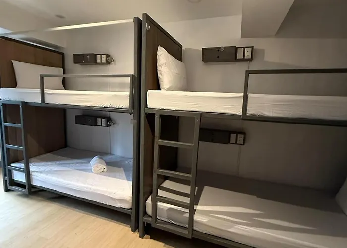 Acasa Apartments